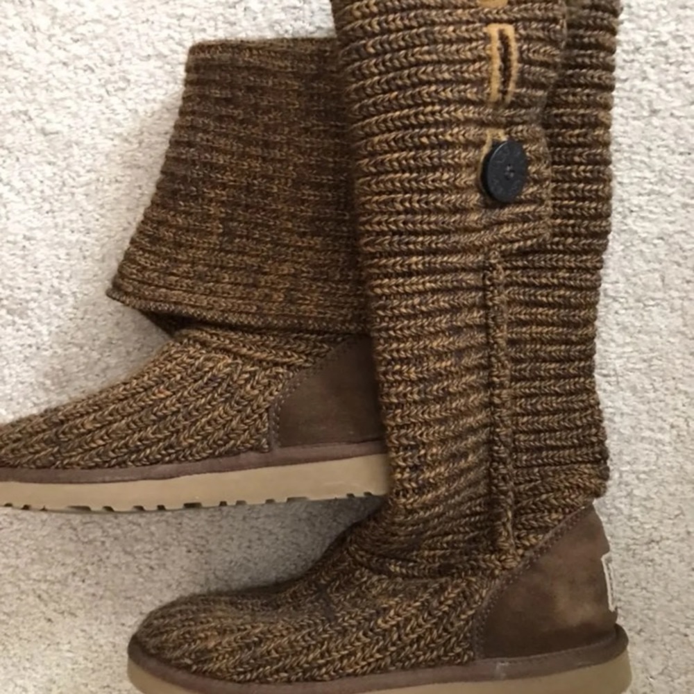 Cardi sweater uggs